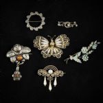 1745 4349 Broscher